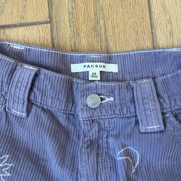 corduroy cargo shorts - Picture 3 of 3